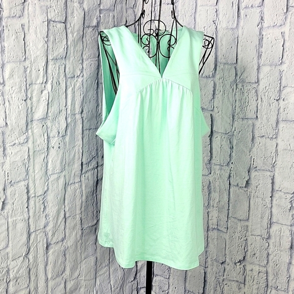 WHITE HOUSE BLACK MARKET Lime Green Sleeveless Blouse XL‎ - Picture 1 of 6